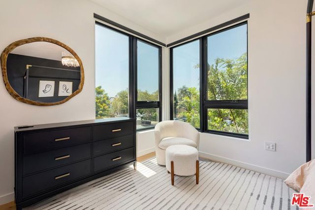 4180 Duquesne Avenue 1, Culver City, CA 90232