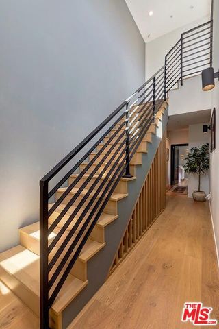 4180 Duquesne Avenue 1, Culver City, CA 90232
