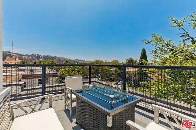 4180 Duquesne Avenue 1, Culver City, CA 90232