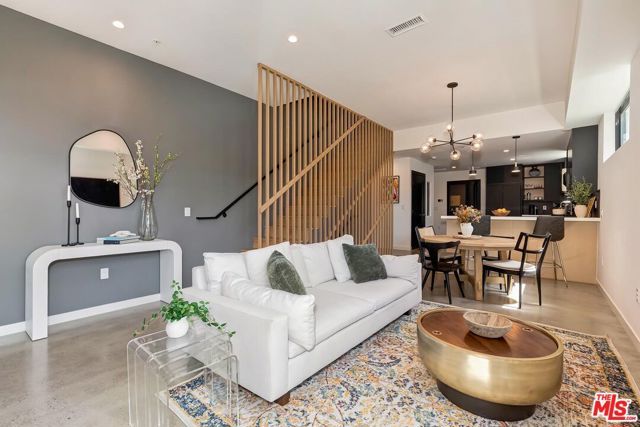 4180 Duquesne Avenue 1, Culver City, CA 90232