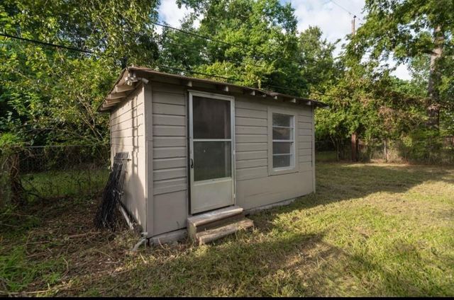 7621 Gleason Road, Houston, TX 77016