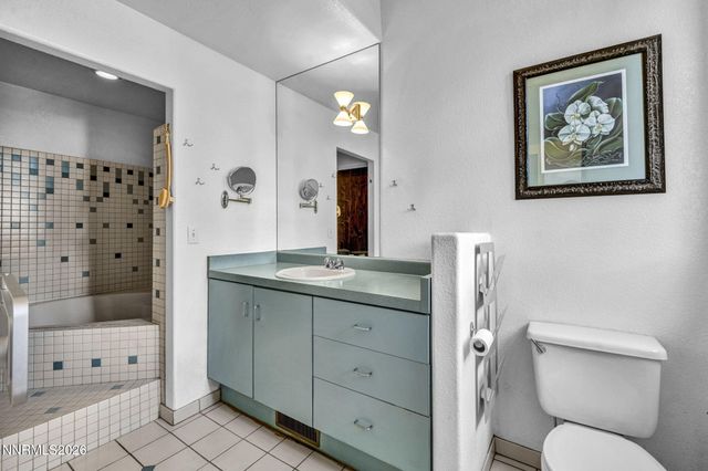 1350 Feather Way, Reno, NV 89509