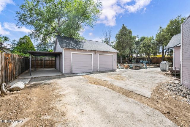 1350 Feather Way, Reno, NV 89509