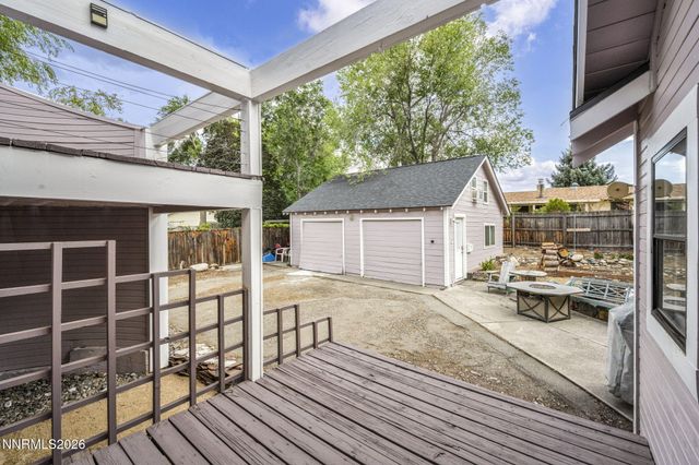 1350 Feather Way, Reno, NV 89509