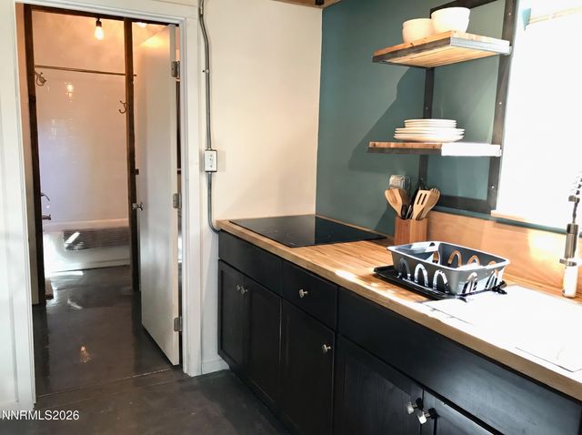 1350 Feather Way, Reno, NV 89509