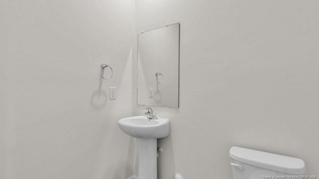 747 Lazy Elm Lane, Aberdeen, NC 28315