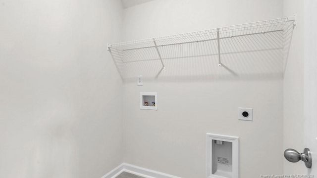 747 Lazy Elm Lane, Aberdeen, NC 28315