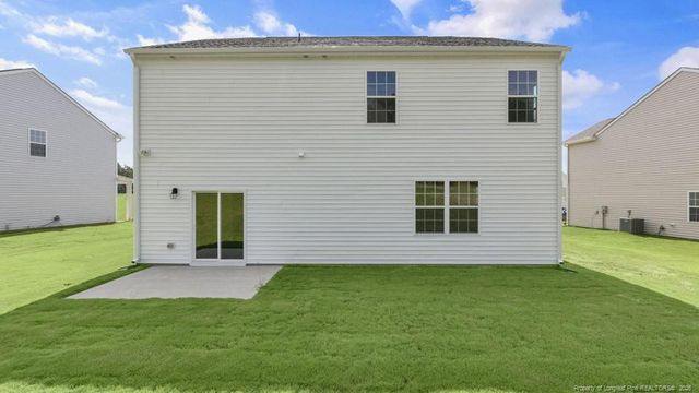 747 Lazy Elm Lane, Aberdeen, NC 28315