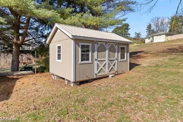 35 Lyle Road, Wheeling, WV 26003
