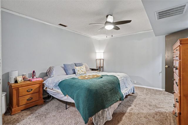 316 E Grace Street, Osceola, IA 50213