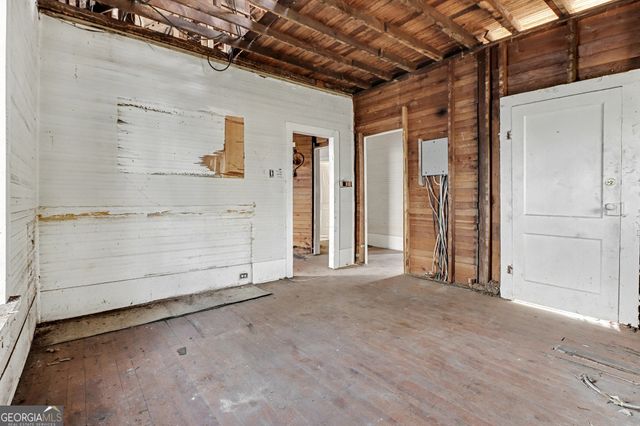 2901 8th Street, Atlanta, GA 30344