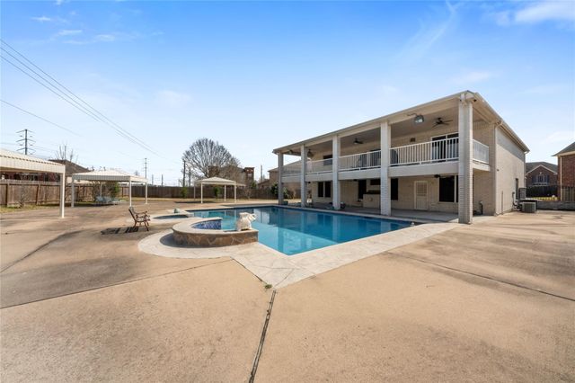 711 Tuely Court, Houston, TX 77049