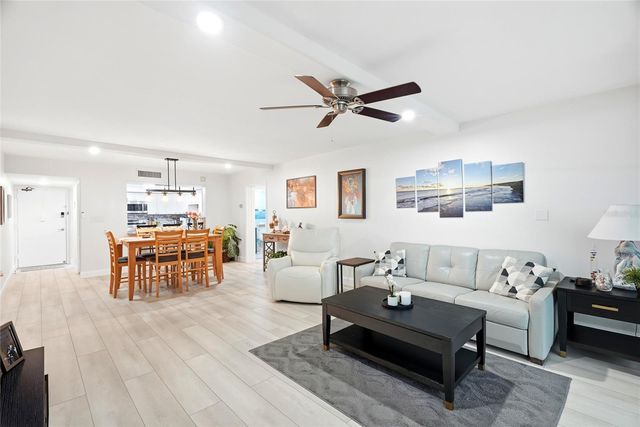 17920 GULF BOULEVARD 1502, St Petersburg, FL 33708