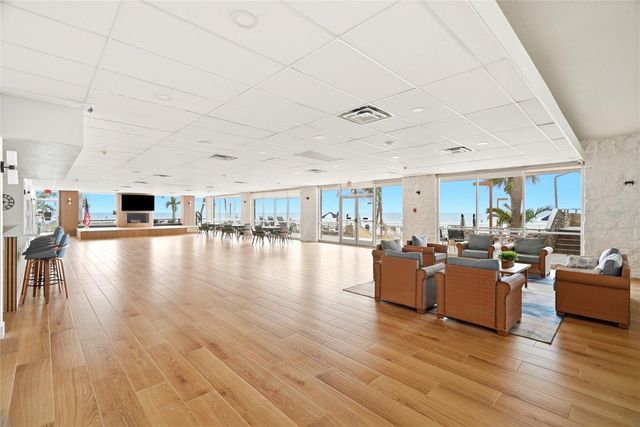 17920 GULF BOULEVARD 1502, St Petersburg, FL 33708