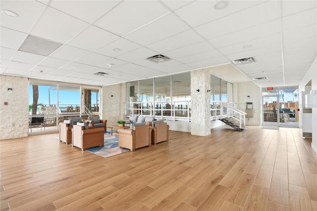 17920 GULF BOULEVARD 1502, St Petersburg, FL 33708