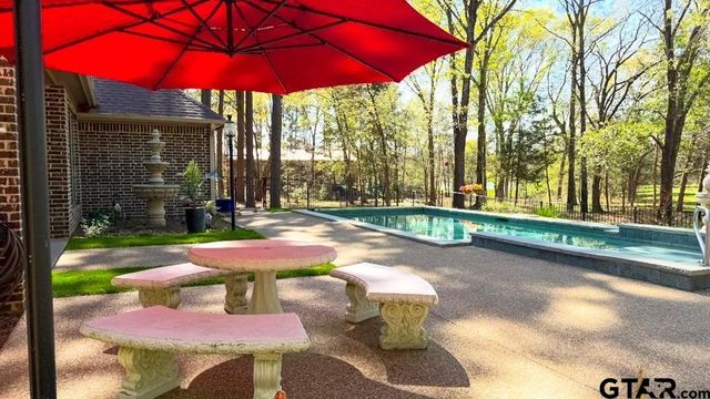 8550 TOLER POINTE, Larue, TX 75770