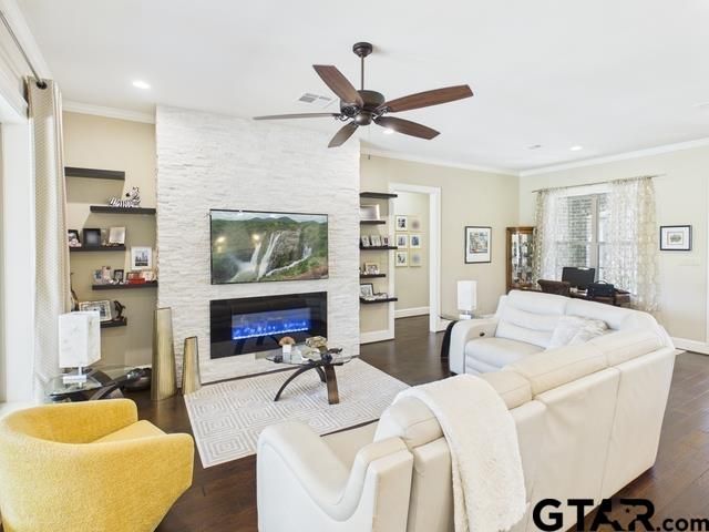 8550 TOLER POINTE, Larue, TX 75770