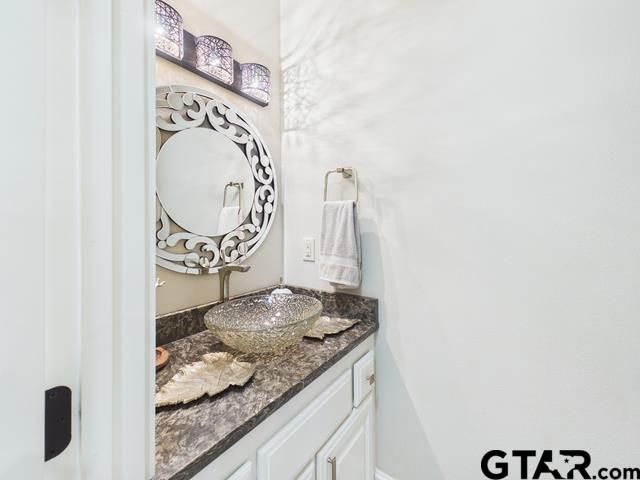 8550 TOLER POINTE, Larue, TX 75770