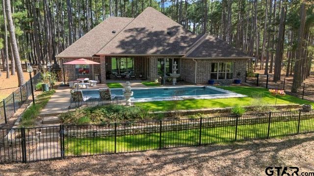 8550 TOLER POINTE, Larue, TX 75770