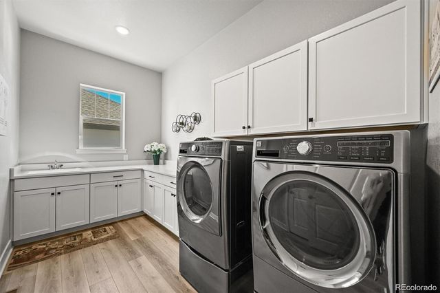 3293 Offbeaten Place, Castle Rock, CO 80108