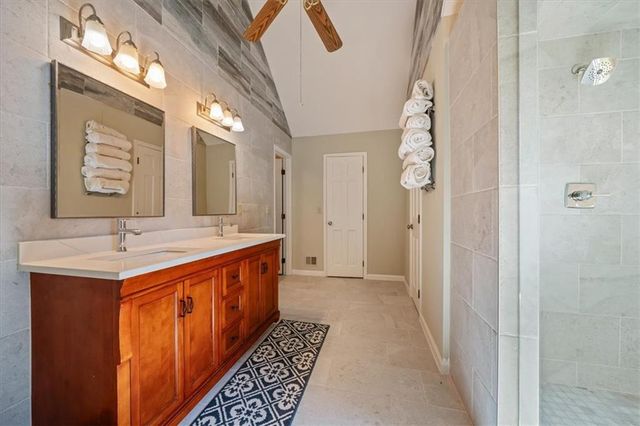 4401 W 128th Street, Leawood, KS 66209