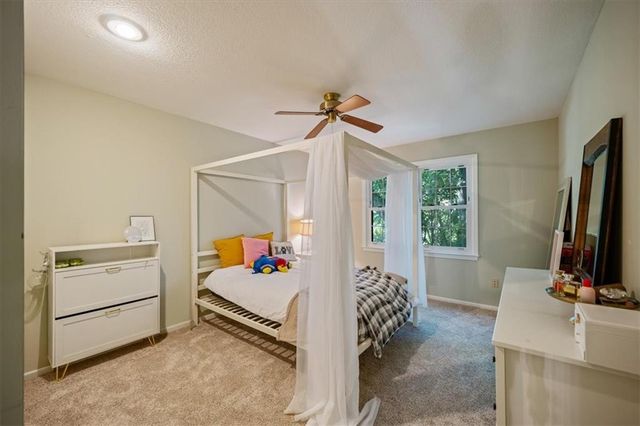 4401 W 128th Street, Leawood, KS 66209