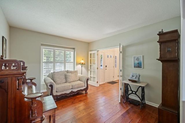 4401 W 128th Street, Leawood, KS 66209