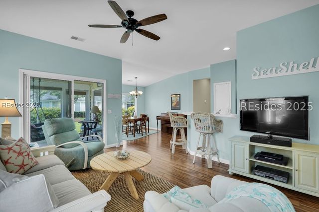 4 Huquenin Ct, Bluffton, SC 29909