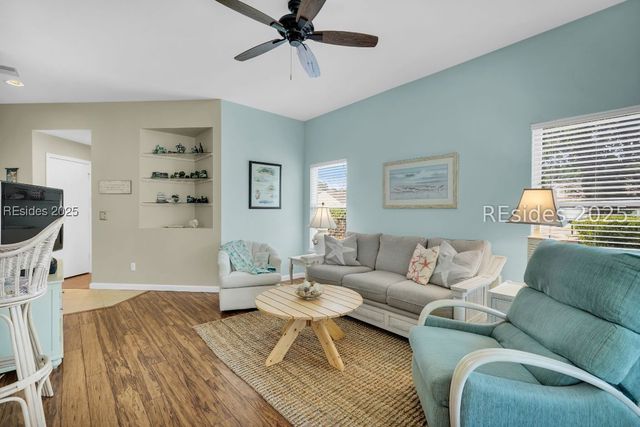 4 Huquenin Ct, Bluffton, SC 29909