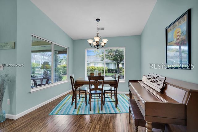 4 Huquenin Ct, Bluffton, SC 29909