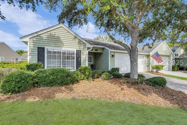 4 Huquenin Ct, Bluffton, SC 29909