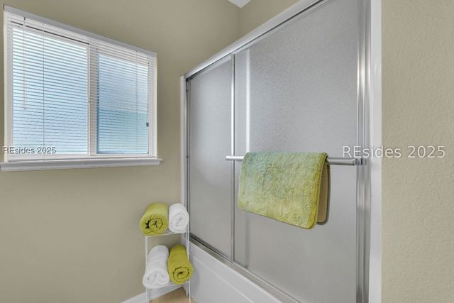 4 Huquenin Ct, Bluffton, SC 29909