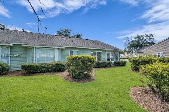 4 Huquenin Ct, Bluffton, SC 29909
