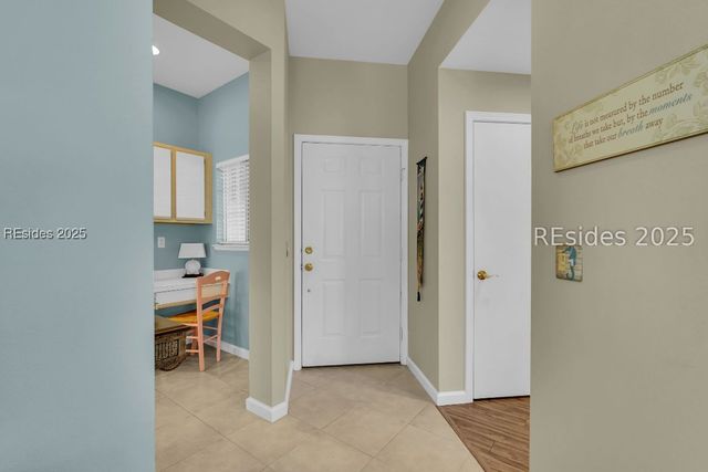 4 Huquenin Ct, Bluffton, SC 29909