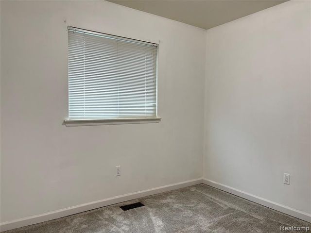 20224 Nicke Street, Clinton Township, MI 48035