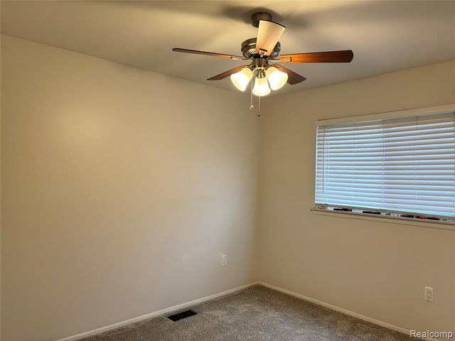 20224 Nicke Street, Clinton Township, MI 48035