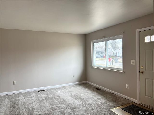 20224 Nicke Street, Clinton Township, MI 48035