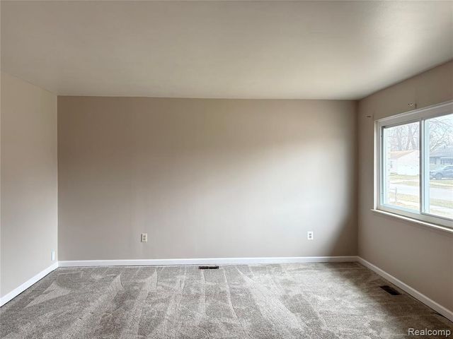 20224 Nicke Street, Clinton Township, MI 48035