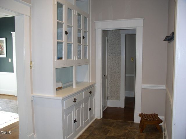 934 S Chestnut Street, Henderson, NC 27536