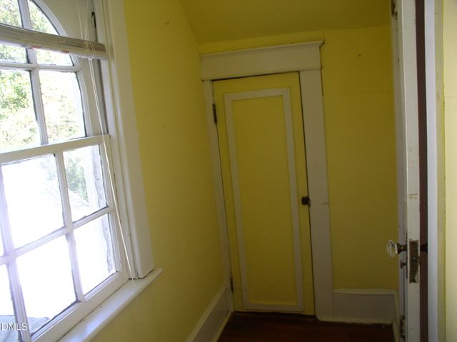 934 S Chestnut Street, Henderson, NC 27536