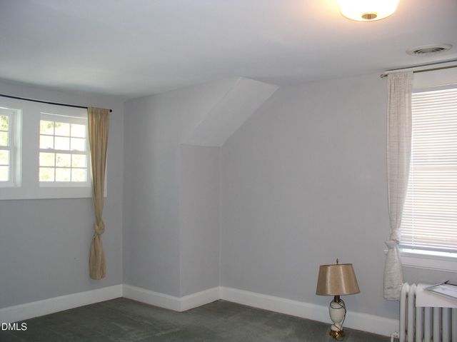 934 S Chestnut Street, Henderson, NC 27536