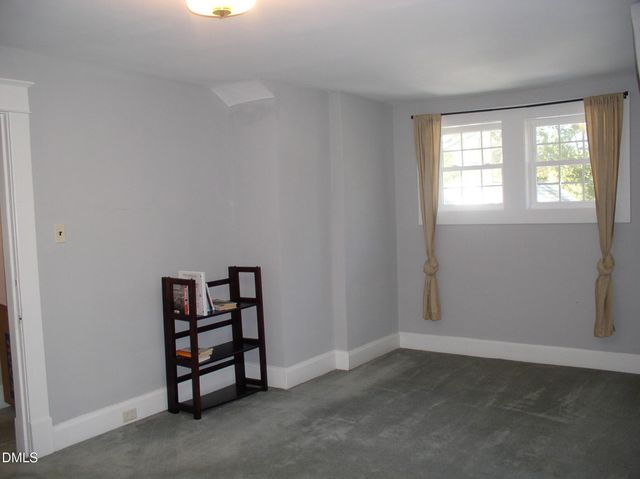 934 S Chestnut Street, Henderson, NC 27536