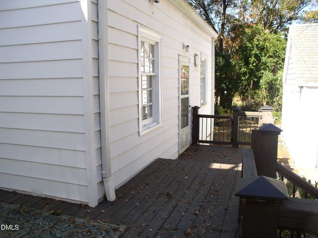 934 S Chestnut Street, Henderson, NC 27536