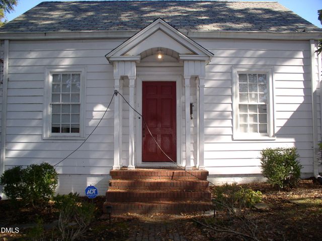 934 S Chestnut Street, Henderson, NC 27536