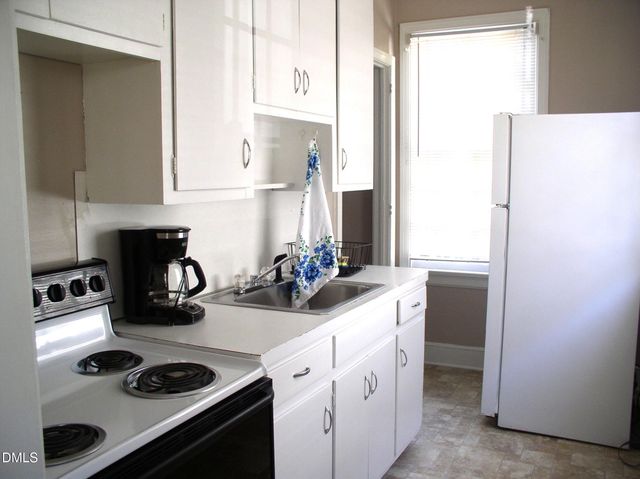 934 S Chestnut Street, Henderson, NC 27536