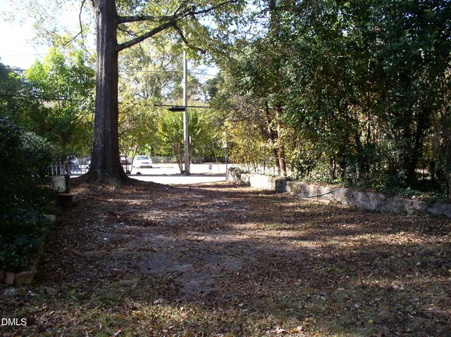 934 S Chestnut Street, Henderson, NC 27536