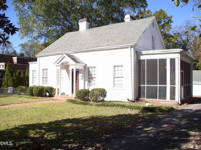 934 S Chestnut Street, Henderson, NC 27536