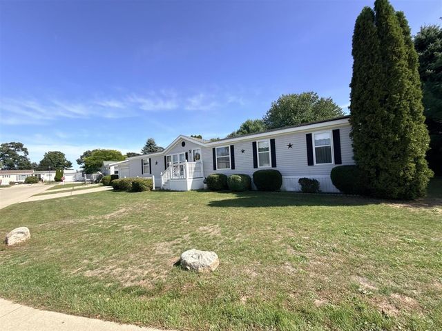 1990 Ironwood West Court, Muskegon, MI 49442