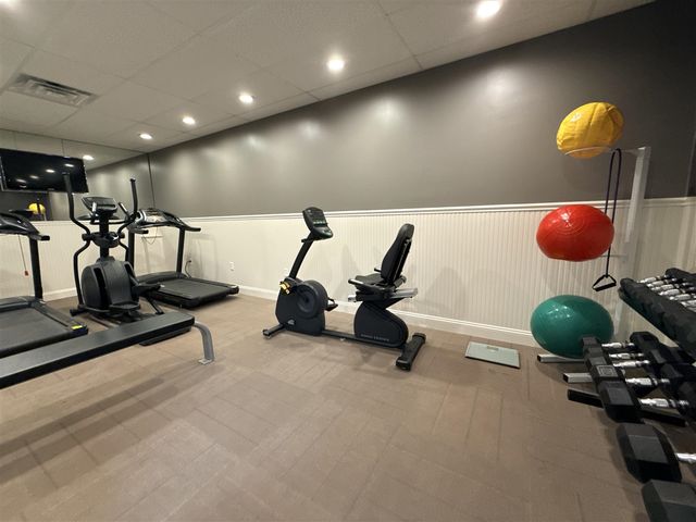 1990 Ironwood West Court, Muskegon, MI 49442