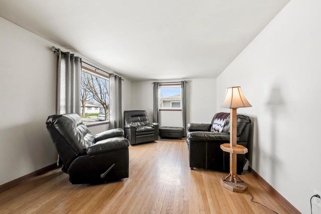 1313 SAN JOSE PLACE, Green Bay, WI 54303